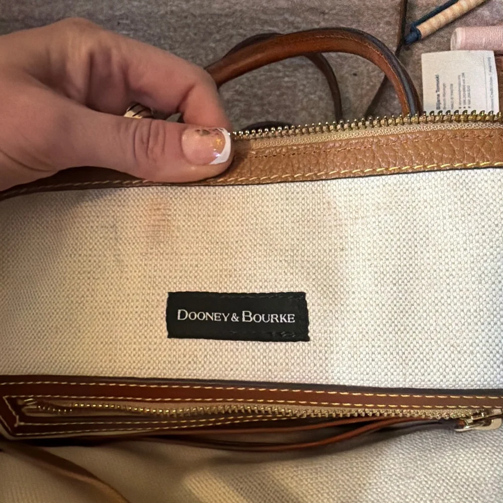 Women's Dooney & Bourke Brown Leather Satchel One Size - Picture 5 of 5